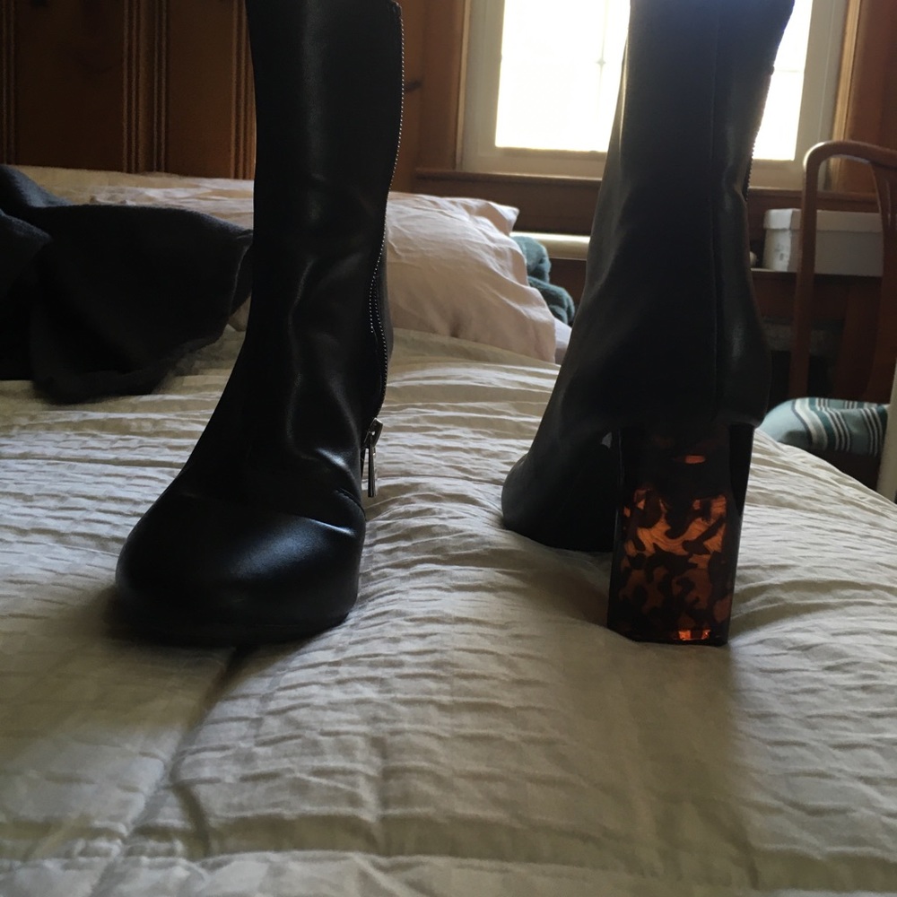 High heels - Picture 4 of 5